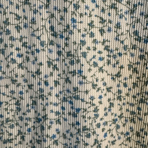 American Eagle, long sleeved, logo , thermal. Size medium. - Picture 4 of 4